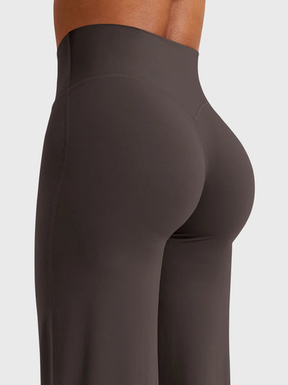 Veloura™ SculptFlex Straight Leggings